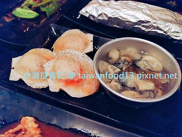 炭火燒肉 扇貝，牡蠣.jpg