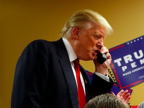 donald-trump-telephone-phone-call