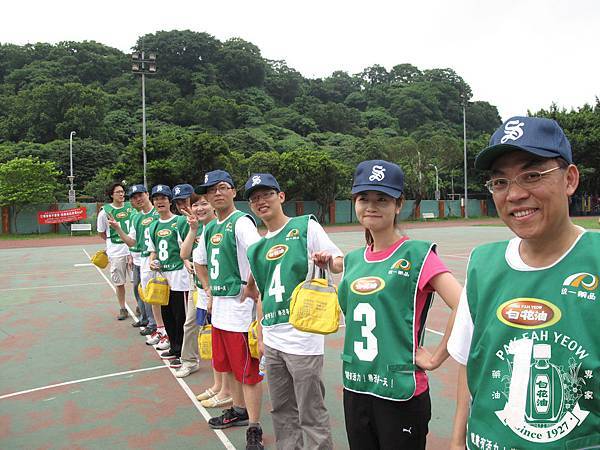 Taiwan白花油公司參與2011年7月4~7日雨農國小樂樂棒球夏令營 (14).JPG