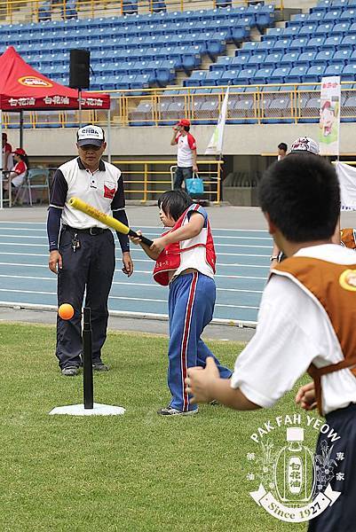 感謝施信宏先生提供2012年白花油樂樂棒球活動照片 (29)