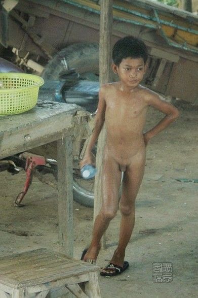 柬埔寨鄉下小男孩 柬埔寨鄉下小男孩