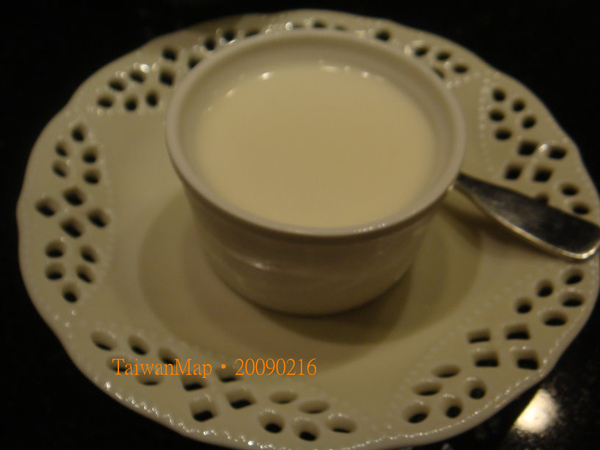 20090216虎壽司飯後甜點.JPG