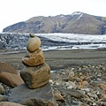 冰島很多人愛堆石堆