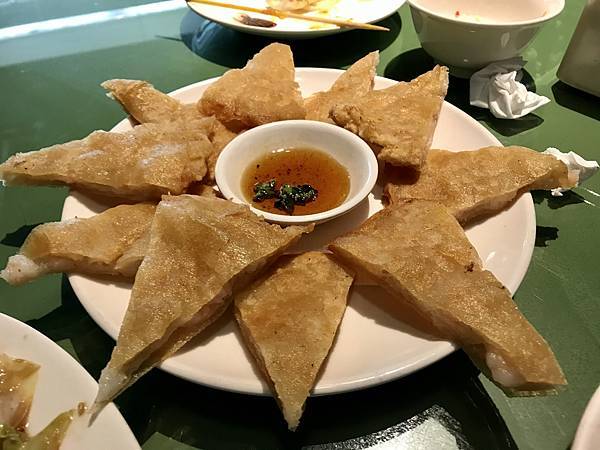 [食記] 桃園中壢-泰式料理單點吃到飽-湄南小鎮