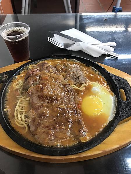 [食記] 大份量超嫩平價牛排-老食牛排