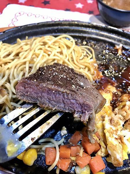 [食記] 吃牛排附麻辣鴨血-好饗牛牛排館