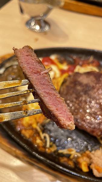 [食記] 新竹竹北-牛排加古早味零食？-小時厚牛排