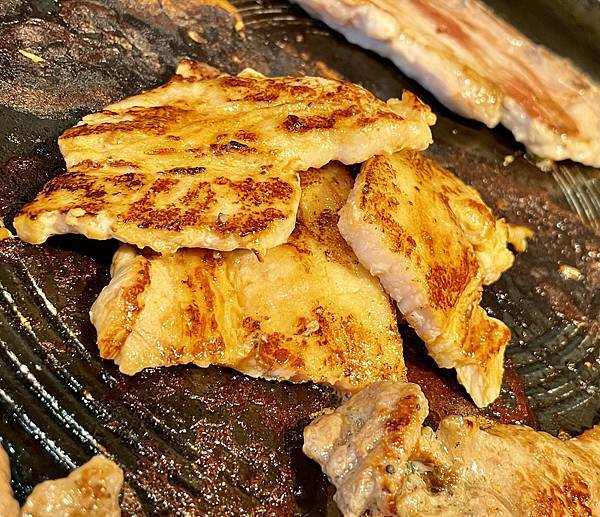 [食記] 藝文中心-火烤兩吃吃到飽-豬對有韓式燒烤