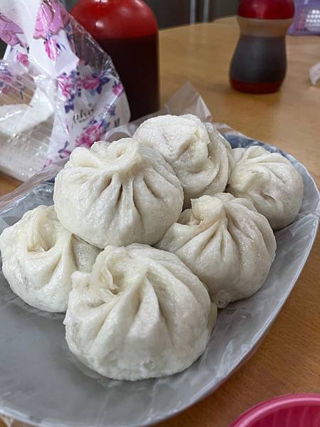 [食記] 新竹北區-人氣排隊小籠包-陳家小籠包