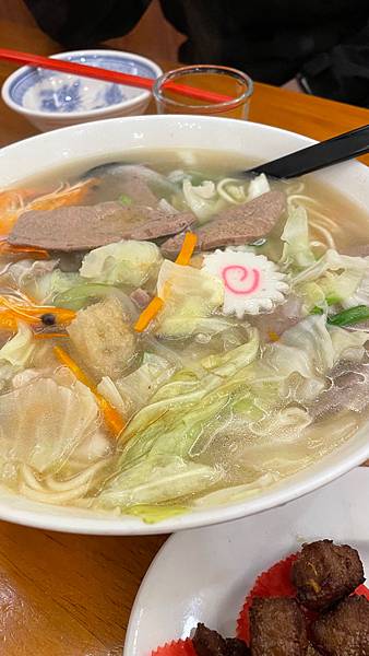[食記] 新北八里-多樣化什錦麵-張吳記什錦麵