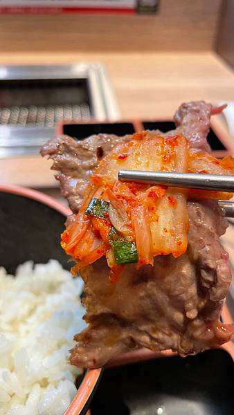 [食記] 內壢家樂福-單身也能快樂吃燒肉-肉執事