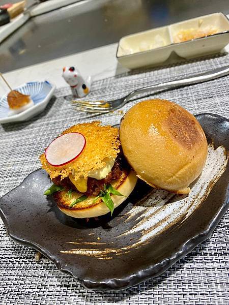 ⭐️食記-林口美食⭐️台北一位難求的無菜單鐵板燒「明水然・樂