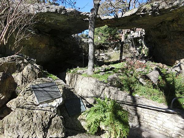 20160129 Natural Bridge Caverns (42)