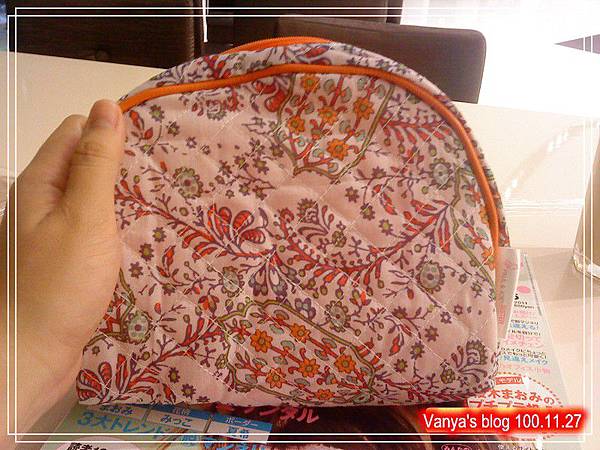 過期Steady日雜,2011.06月刊-贈品二,PAUL & JOE SISTER收納袋