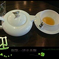 高雄雅裴詩咖啡-女王妹點的熱柚子茶