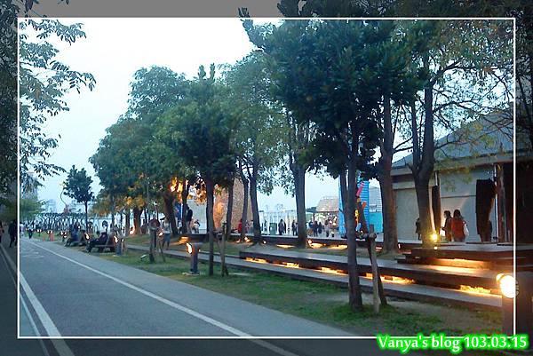 春季黃昏時的駁二藝術特區