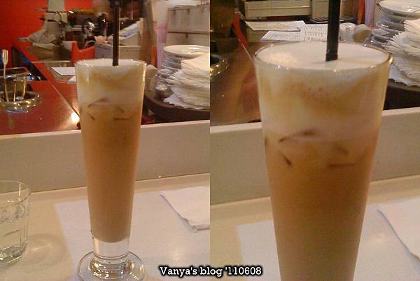 高雄 alwaya a+ 之穎點的冰拿鐵,很佳!