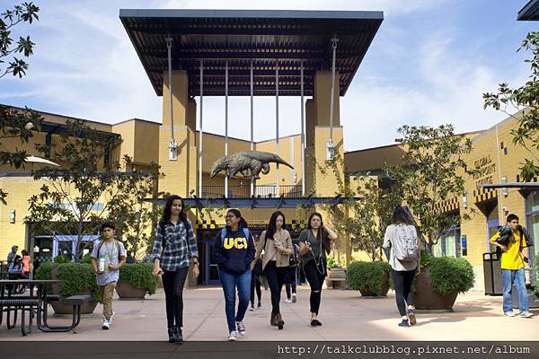 University of California-Irvine.jpg University of California-Irvine.jpg