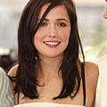 RoseByrne_25.jpg