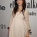 Zooey Deschanel_13.jpg