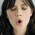 Zooey Deschanel_88.jpg