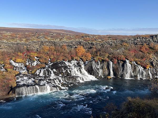 DAY9《冰島西部-Hraunfossar 熔岩瀑布/Bar