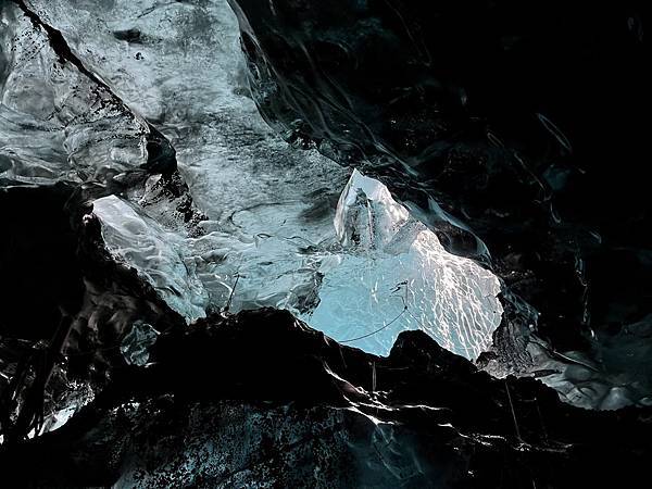 DAY12《南部地區-傑古沙龍冰河湖/石冰沙灘/藍冰洞》02