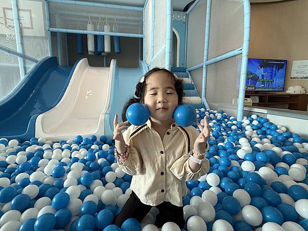 2025年228連假屏東H會館兩天一夜墾丁曬太陽曬霉之旅