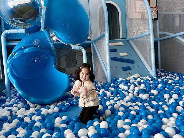 2025年228連假屏東H會館兩天一夜墾丁曬太陽曬霉之旅