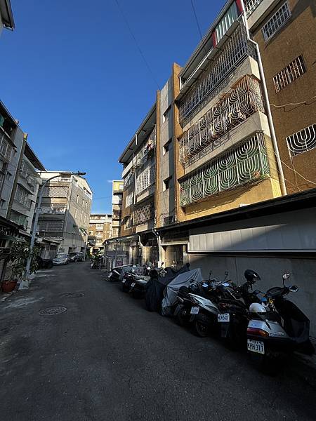 CBE95084-E587-424A-B32E-8EAF0418BA82.jpg CBE95084-E587-424A-B32E-8EAF0418BA82.jpg