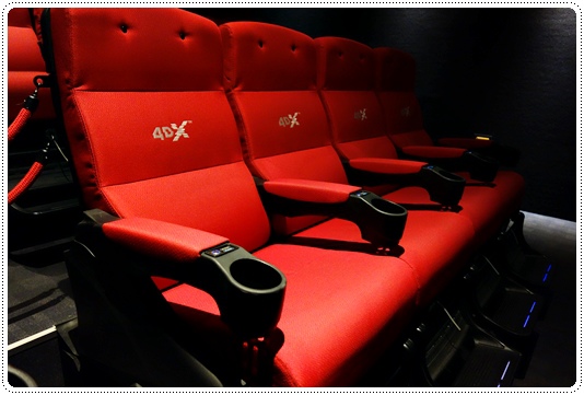 4DX 電影體驗 (9).JPG