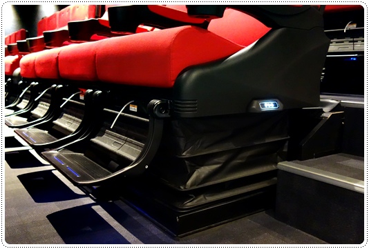 4DX 電影體驗 (12).JPG