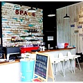 space cafe (24).JPG