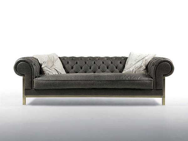 MY CHESTER tuft_sofa_bellavista-1.jpg