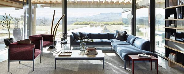 144 cotone armchair_cassina-1.jpg