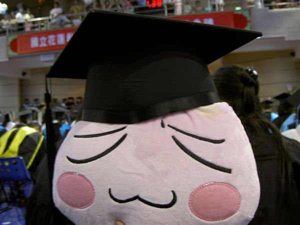 TORO貓一起畢業歐！