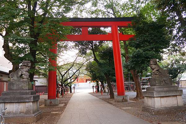 新宿花園稻荷神社 (8)