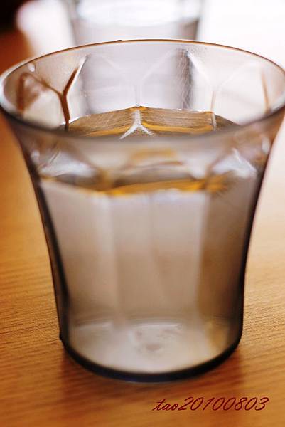 杯水