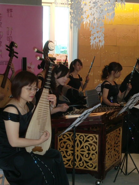 九歌民族管絃樂團演奏