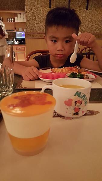 20160613_211959.jpg