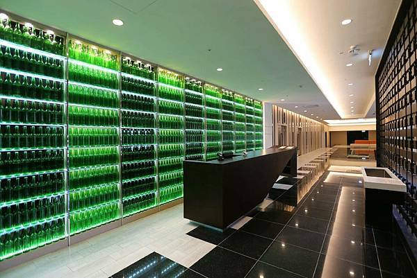 2F Cham Cham Bar1.jpg