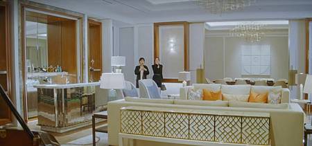 005-6 Royal Suite Room 1.JPG