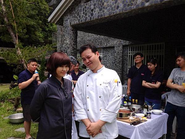 575409_10200655448780068_670088374_n