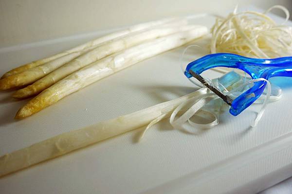 奶油汁煮白蘆筍