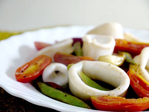 【Bambino海鮮篇】鮮甜海味「鯷魚拌炒烏賊蕃茄四季豆」~