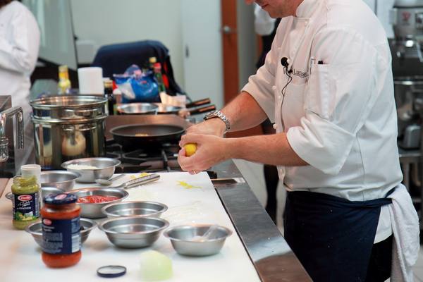 煙花女風味慢燉小卷麻花捲麵