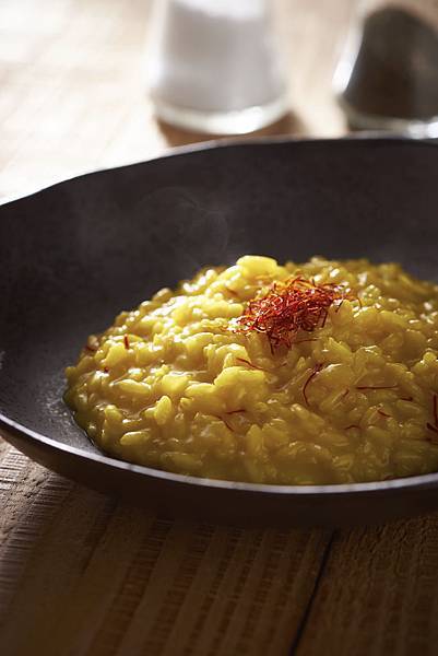 義大利媽媽食譜 米蘭風蕃紅花燉飯 Risotto Alla Milanese By Mamma Silvia 義大利廚房 痞客邦 義大利媽媽食譜 米蘭風蕃紅花燉飯 Risotto Alla Milanese By Mamma Silvia 義大利廚房 痞客邦