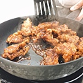 李德全師傅示範京都排骨