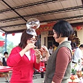哈哈 戴頂帽子.