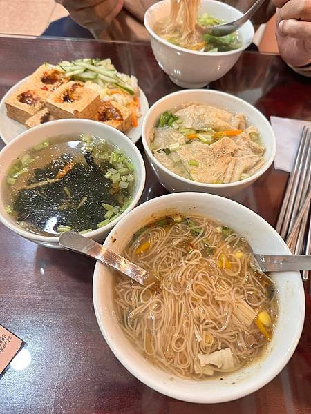 Taichung台中市東區江屋對面素食「御銓三姨臭豆腐」台中